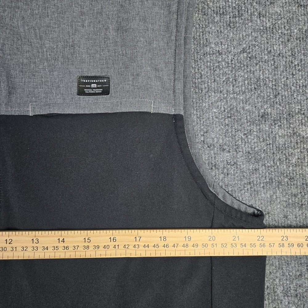 Travis Mathew Mens L Full Zip Gray Black Golf Vest Outerwear Stretch Travel - Picture 9 of 12